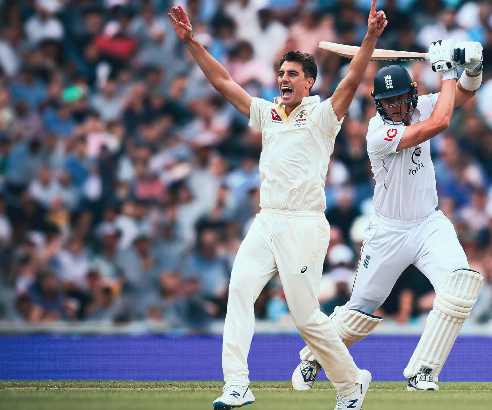 Australia appeal for a wicket during an Ashes Test at The Kia Oval